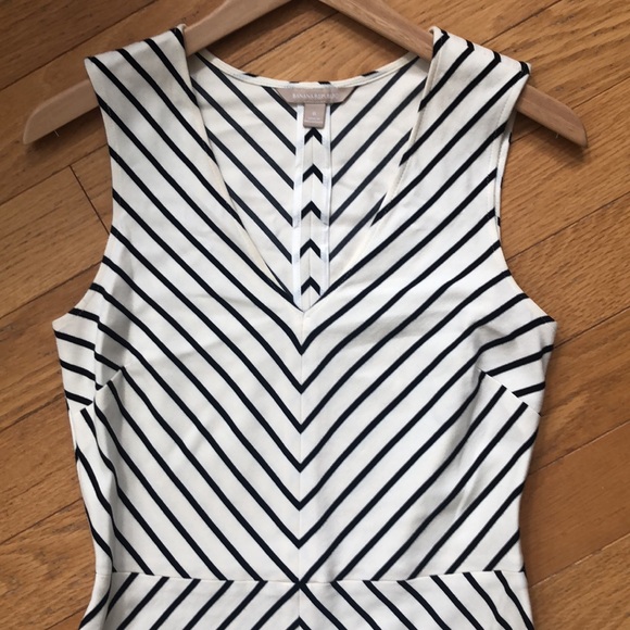 Banana Republic Mad Men Black & White Diagonal Stripe Dress - Excellent! 6 - Picture 5 of 14